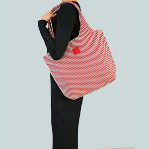 medium - Red Diamond Tote With Pouch